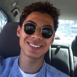 Meet your Posher, Christian